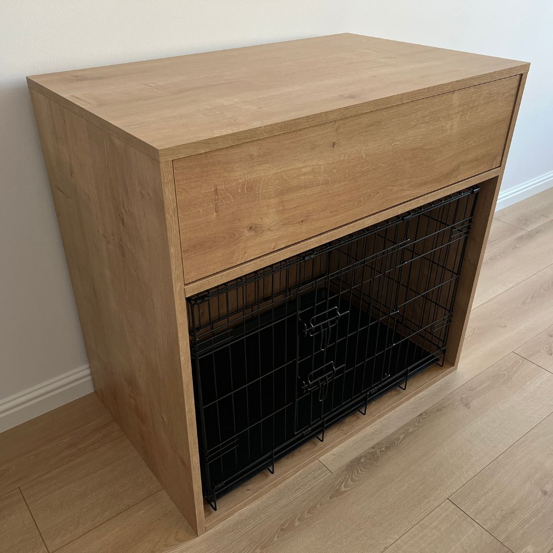 Mebloklatka KANDK Plus od HERTE to obudowa na klatkę kennelową, która ma dodatkową szufladę